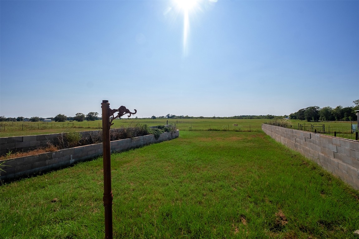 142 Zimmerhanzel Road Flatonia, TX 78941 - Photo 32 of 40 a view of a grassy area