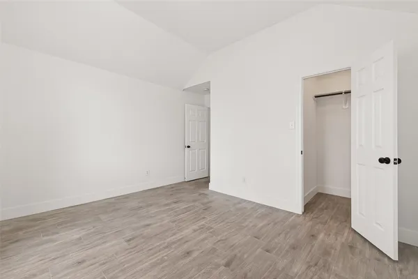 $2,195 | 3143 Oakwood Run Drive, Sugar Land, TX 77498