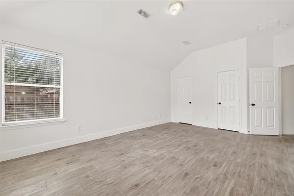 $2,195 | 3143 Oakwood Run Drive, Sugar Land, TX 77498