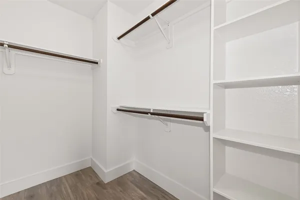 $2,195 | 3143 Oakwood Run Drive, Sugar Land, TX 77498