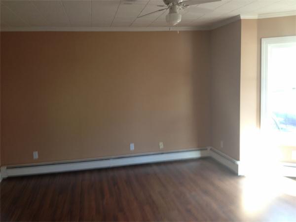 63 Hampstead Place Athol, MA 01331 - Photo 10 of 18