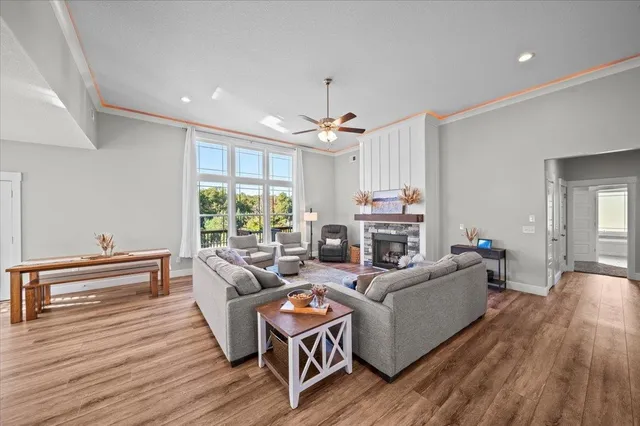 $999,000 | 216 Fruitridge Trail, Inman, SC 29349