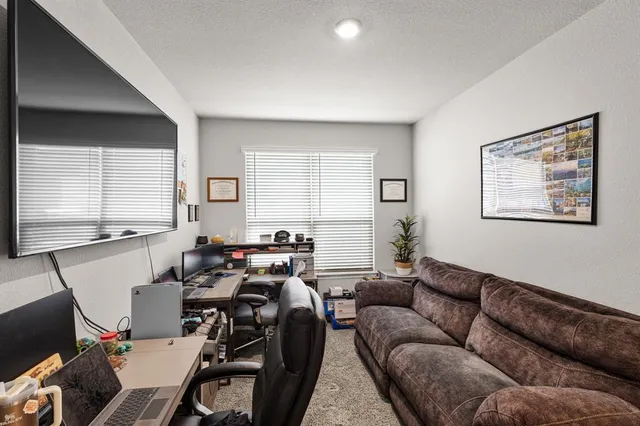 $399,900 | 5601 Round Hl Road, Denton, TX 76210