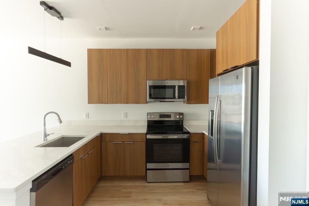 300 State Street, Unit 303 Hackensack, NJ 07601 - Photo 5 of 9