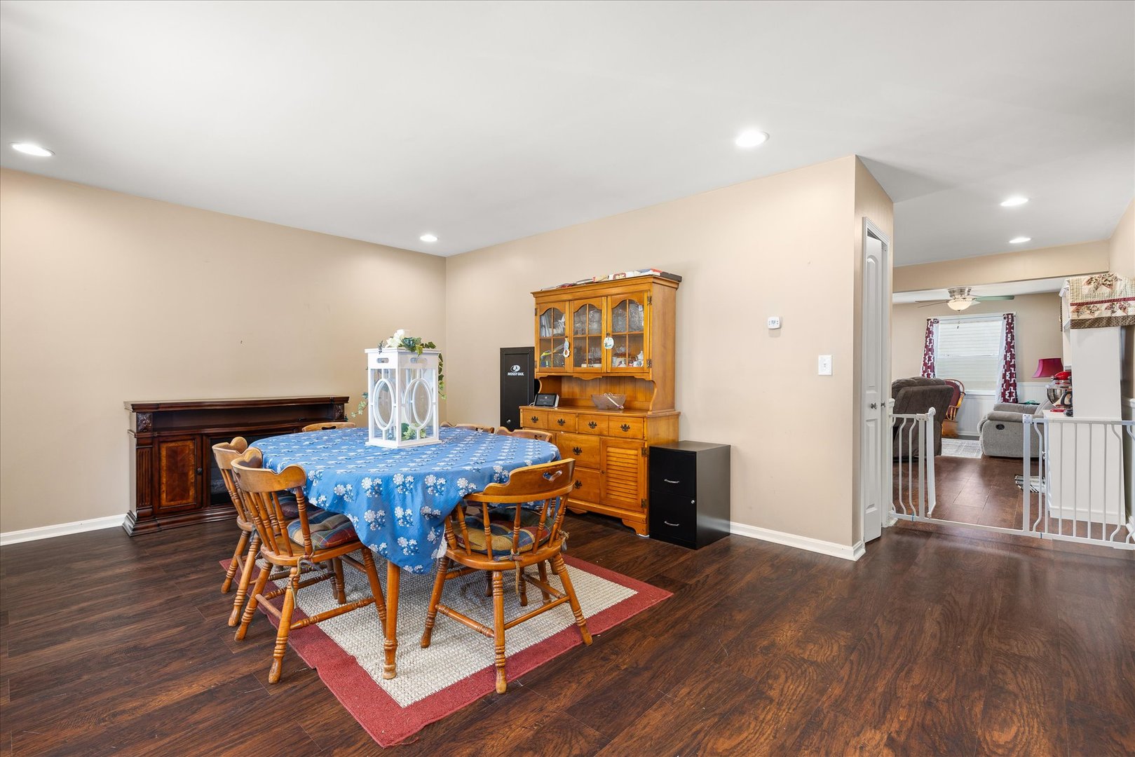 205 West Dakota Street Spring Valley, IL 61362 - Photo 4 of 35