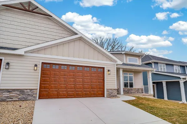 $506,125 | 6485 Ridge View Way, DeForest, WI 53532