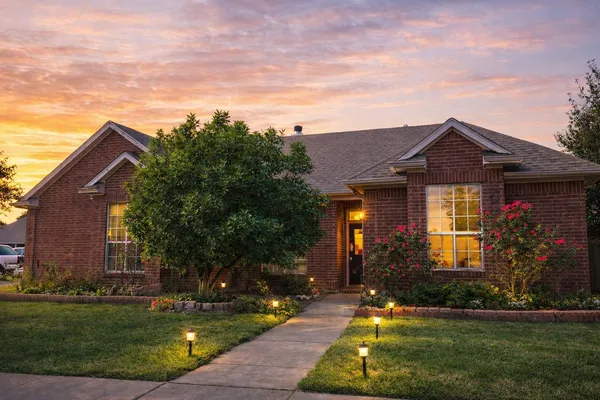 $285,000 | 6107 Berkshire Park Drive, Houston, TX 77084