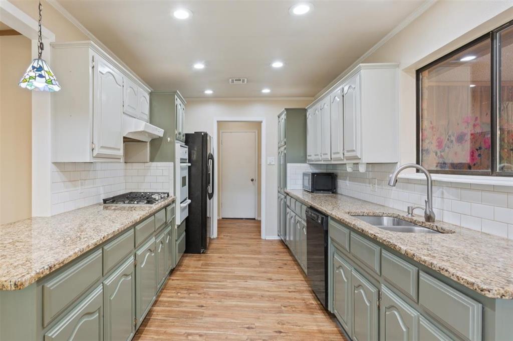 231 Del Rio Drive Hewitt, TX 76643 - Photo 14 of 36 Gallery Image 14