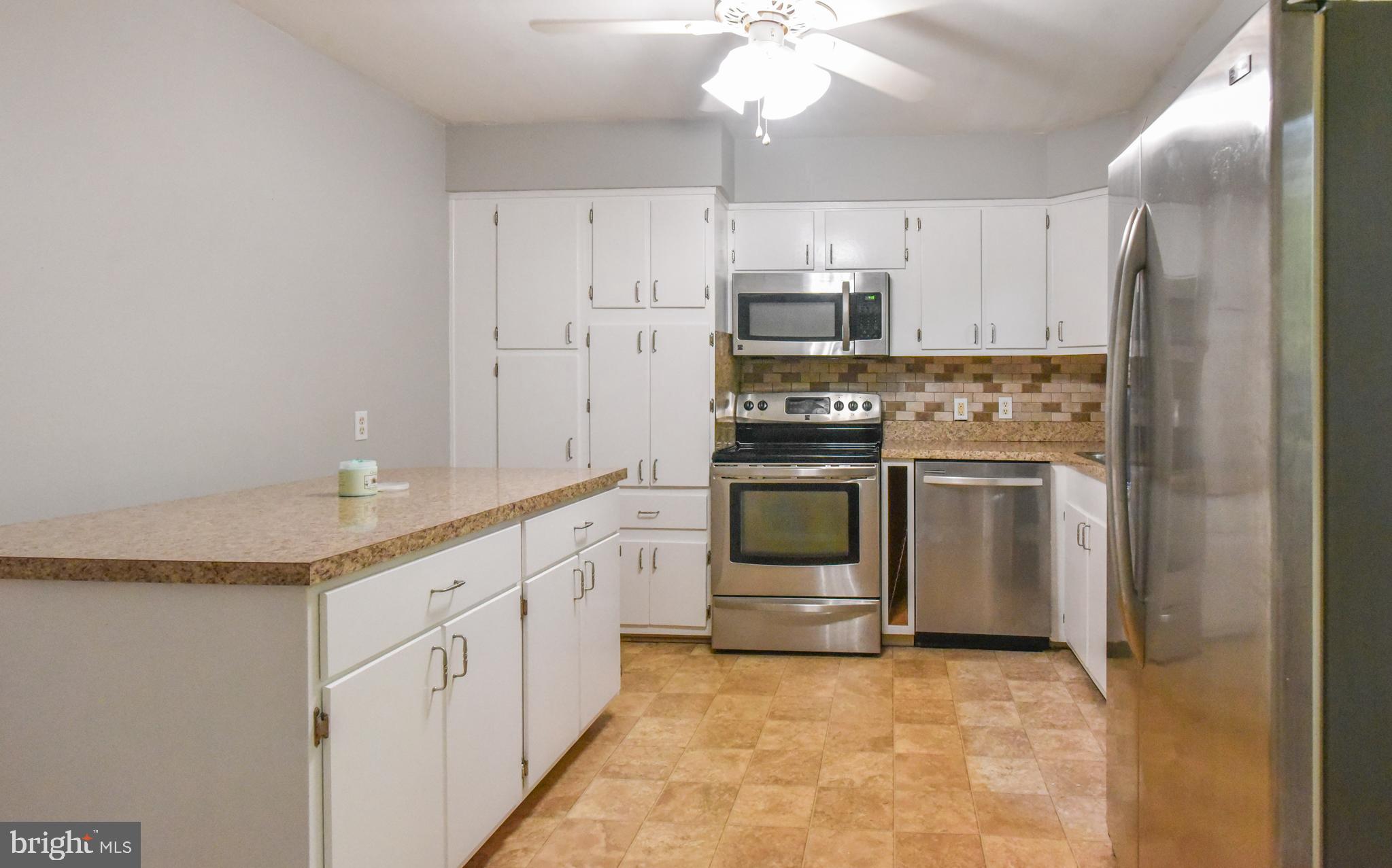 820 Riverside Drive Salisbury, MD 21801 - Photo 9 of 31 Kitcehn