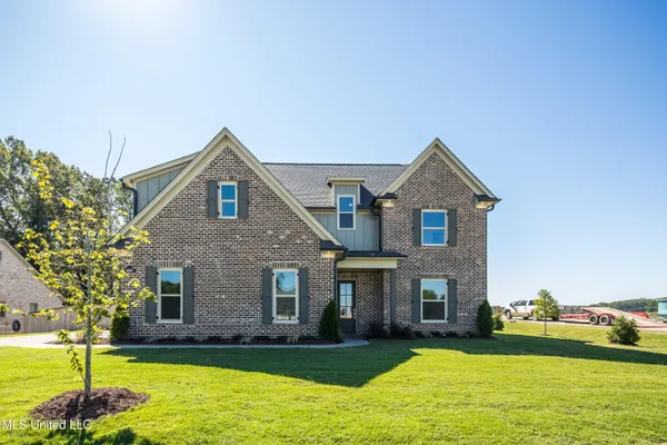 $589,900 | 2327 Livingston Way, Hernando, MS 38632