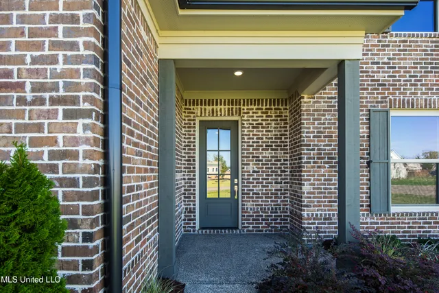 $629,500 | 2327 Livingston Way, Hernando, MS 38632