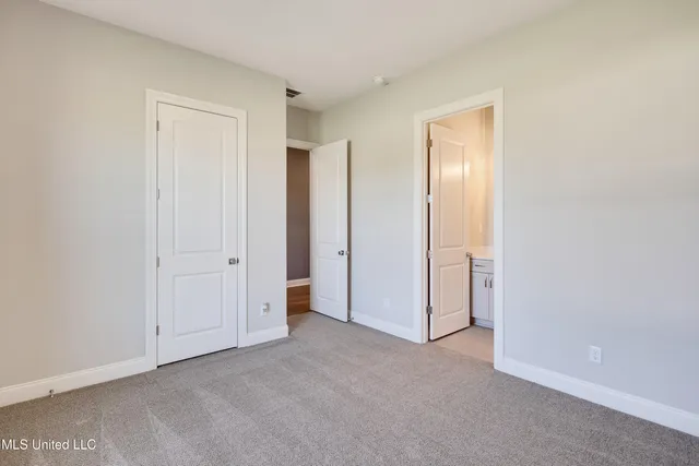 $629,500 | 2327 Livingston Way, Hernando, MS 38632