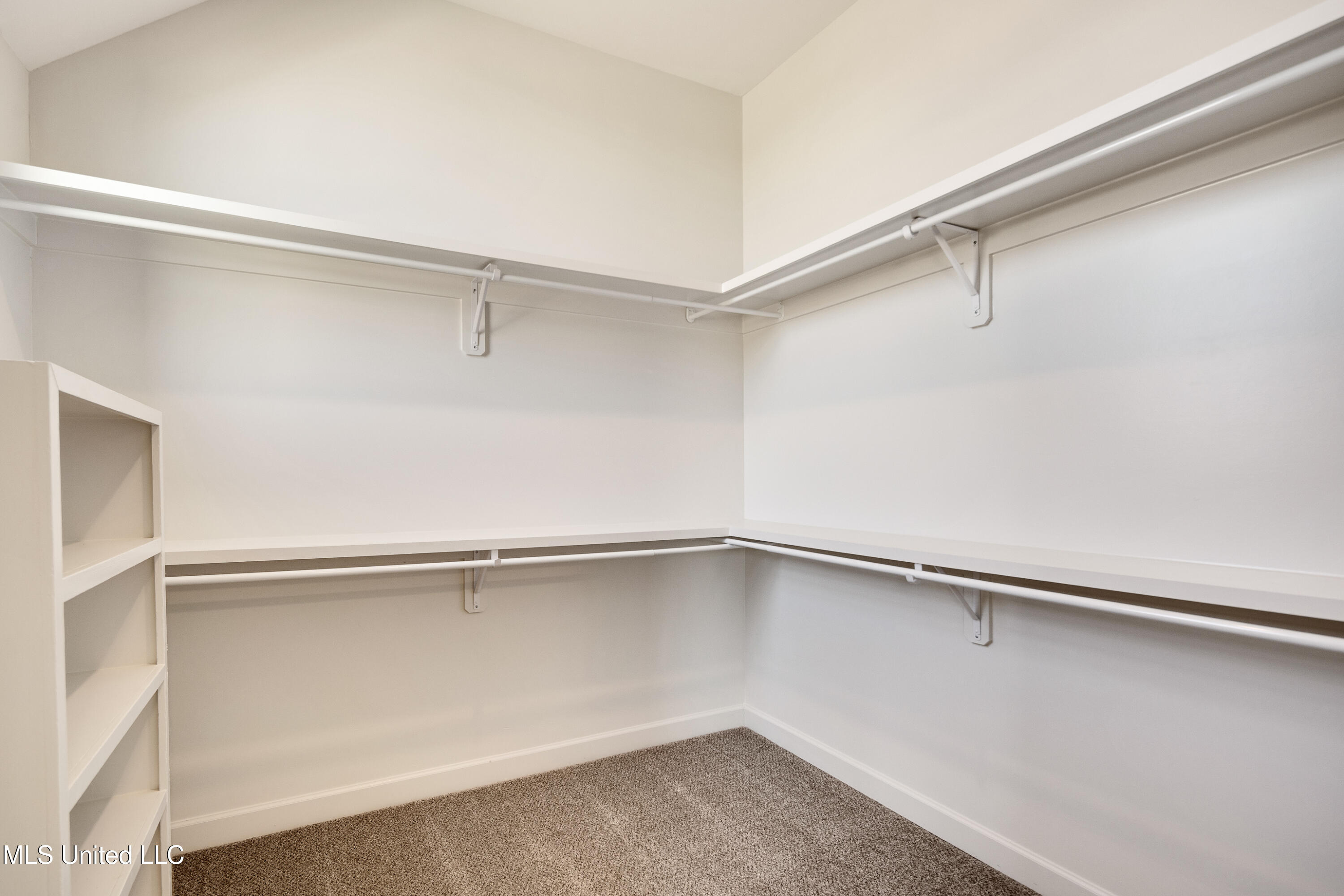 2327 Livingston Way Hernando, MS 38632 - Photo 34 of 37 Bedroom 5 Closet