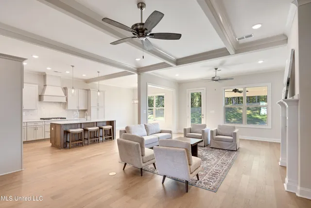 $629,500 | 2327 Livingston Way, Hernando, MS 38632