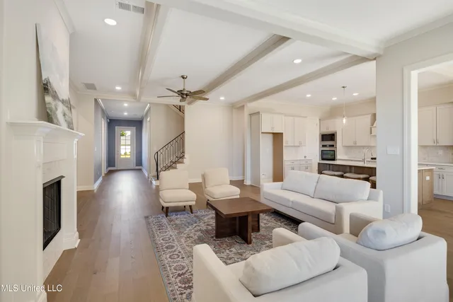 $629,500 | 2327 Livingston Way, Hernando, MS 38632