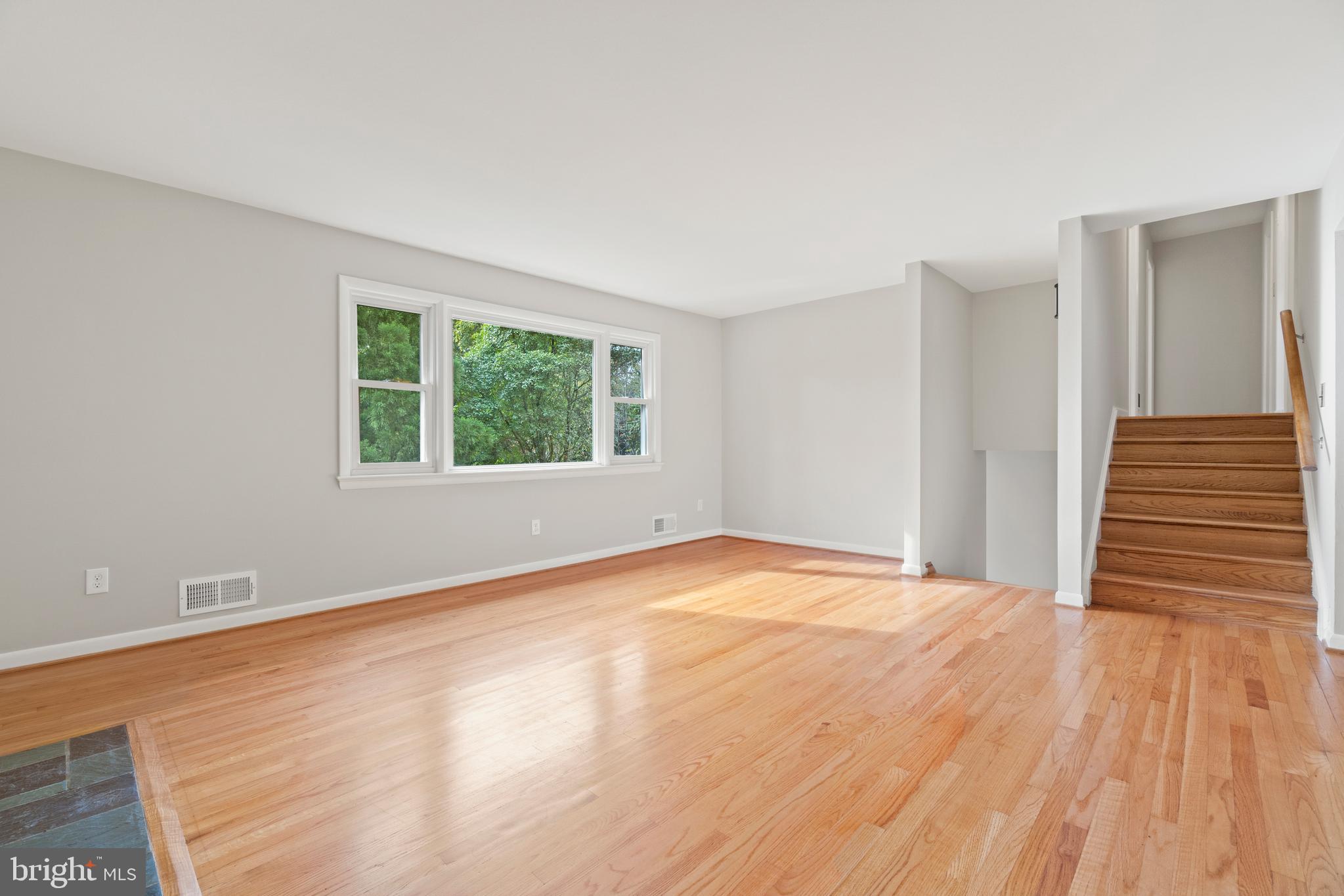4625 24th Road North Arlington, VA 22207 - Photo 4 of 36 Gallery Image 4
