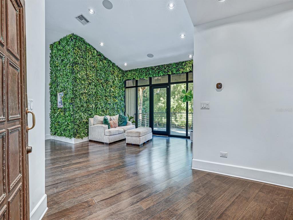 1609 Hampton Court Safety Harbor, FL 34695 - Photo 20 of 78