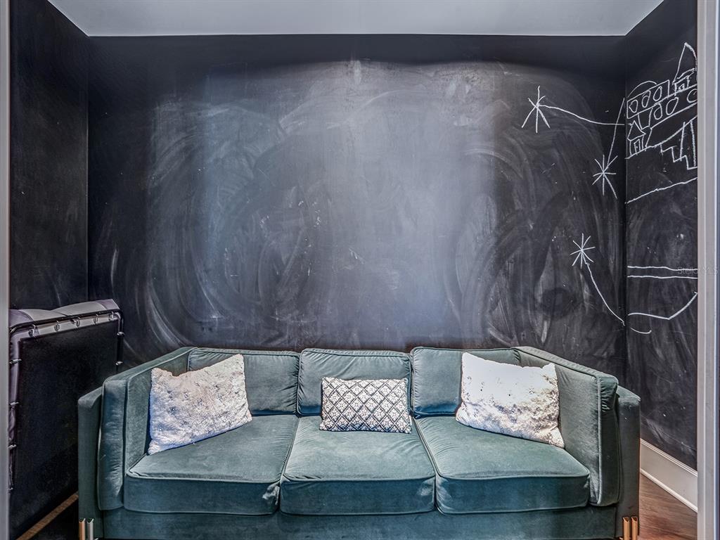 1609 Hampton Court Safety Harbor, FL 34695 - Photo 25 of 78