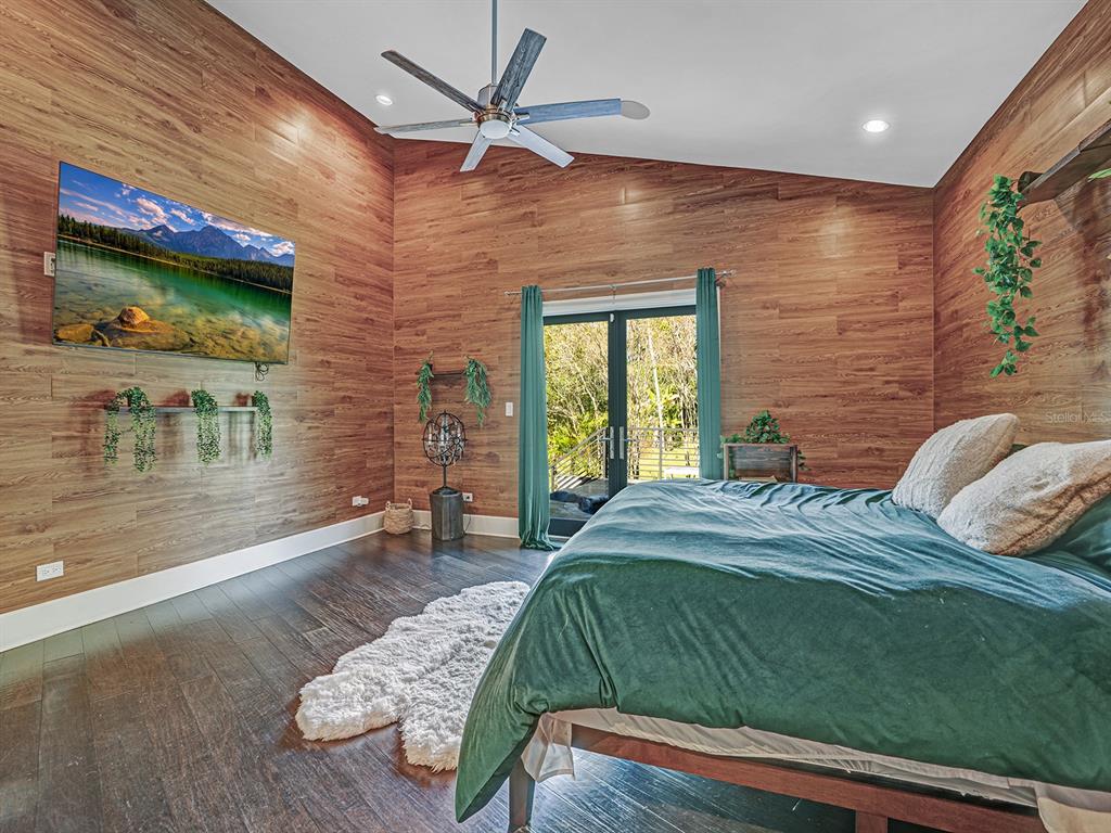 1609 Hampton Court Safety Harbor, FL 34695 - Photo 26 of 78