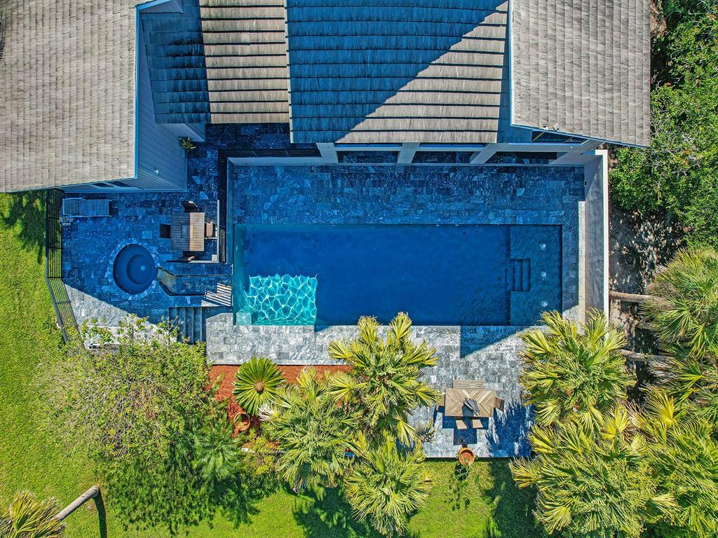 1609 Hampton Court Safety Harbor, FL 34695 - Photo 10 of 78