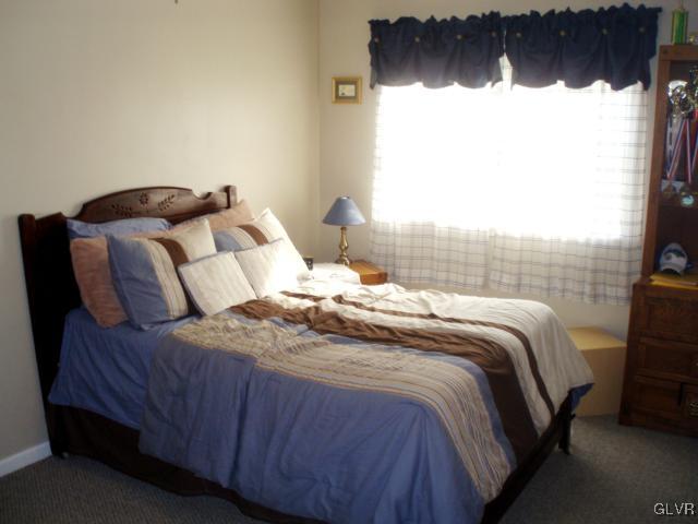 381 Smith Road Bath, PA 18014 - Photo 16 of 38 Gallery Image 16