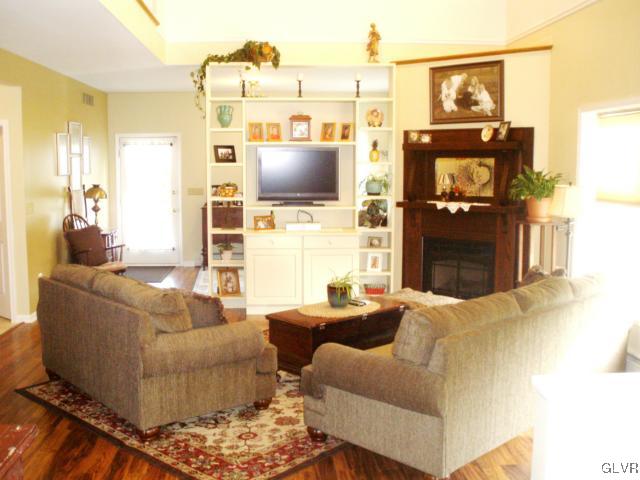 381 Smith Road Bath, PA 18014 - Photo 9 of 38 Gallery Image 9