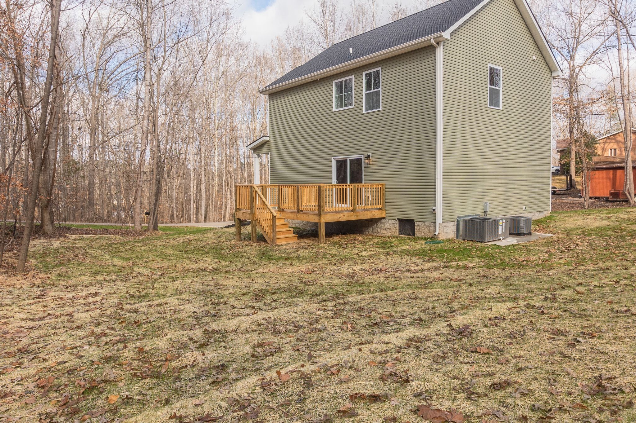 116 Shane-Lee Circle Dover, TN 37058 - Photo 30 of 33 a backyard of a house