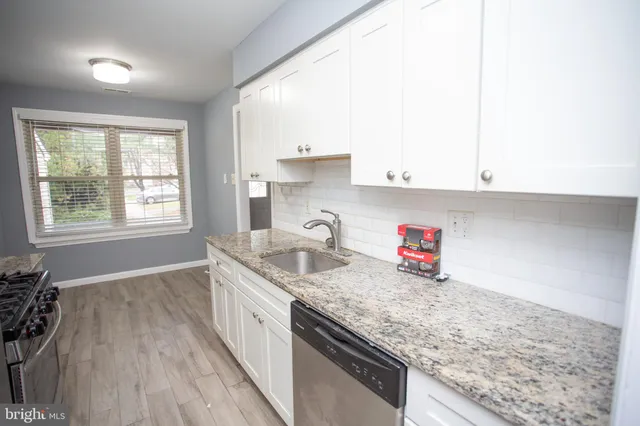 $2,950 | 5 Regent Court, Medford, NJ 08055