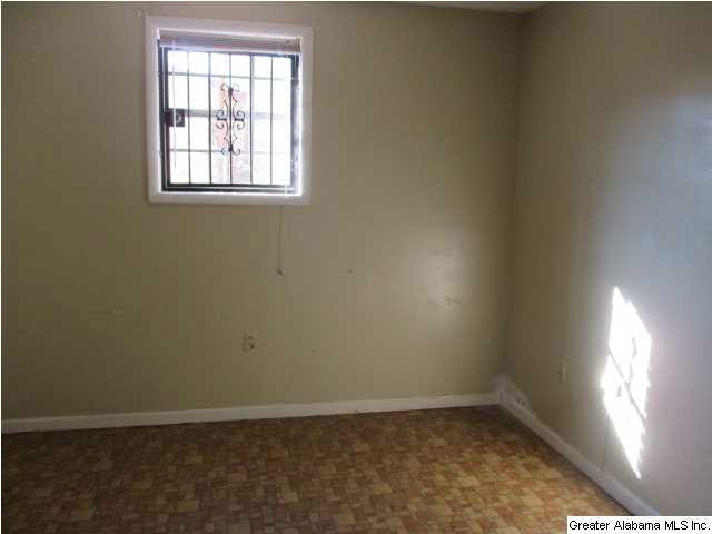 1104 Griswold Road Fairfield, AL 35064 - Photo 11 of 15