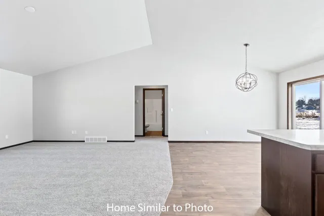 $376,900 | 1246 Putnam Drive, Pulaski, WI 54162