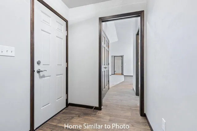 $376,900 | 1246 Putnam Drive, Pulaski, WI 54162