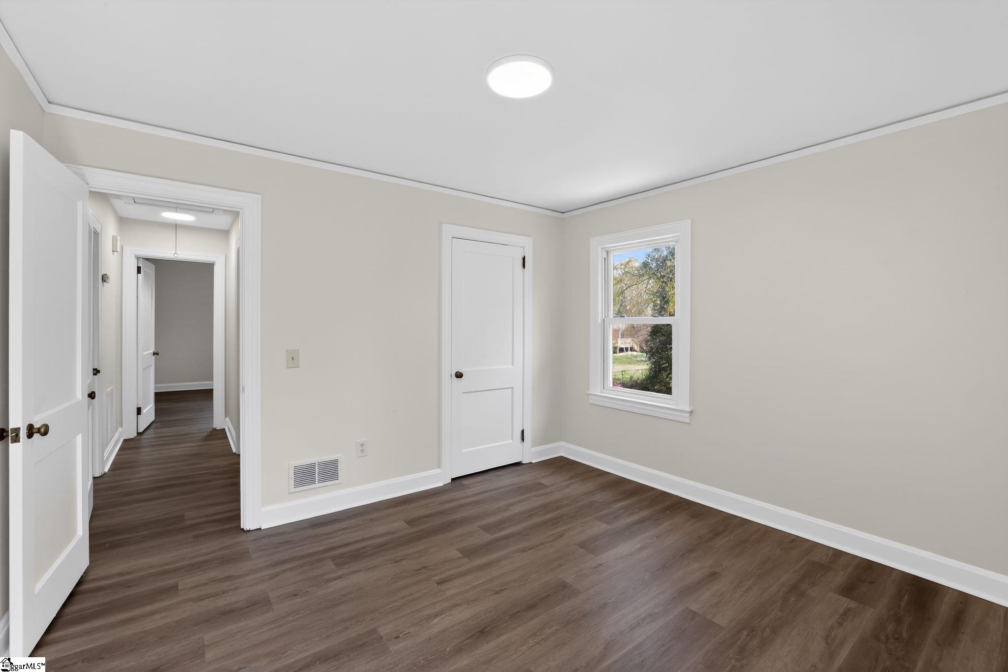 23 Springfield Avenue Greenville, SC 29611 - Photo 22 of 33