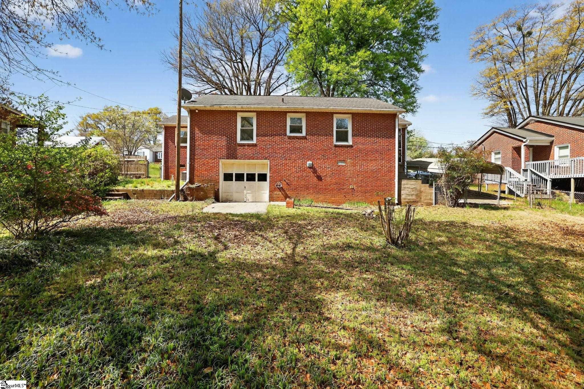 23 Springfield Avenue Greenville, SC 29611 - Photo 30 of 33