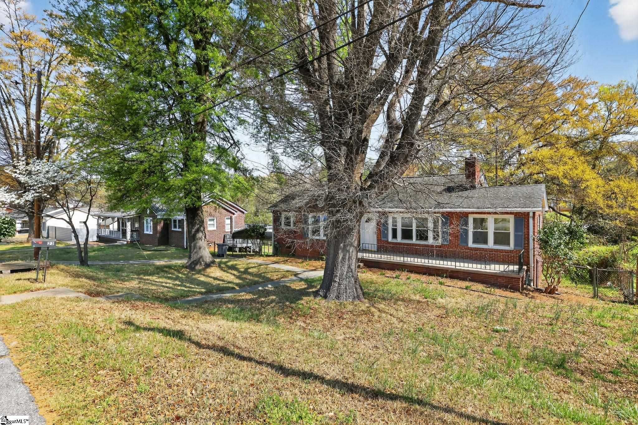 23 Springfield Avenue Greenville, SC 29611 - Photo 3 of 33