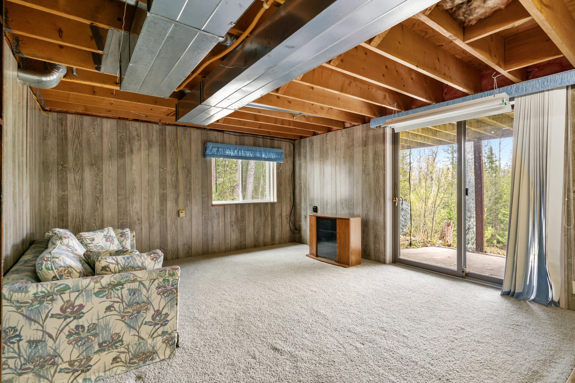 988 Ranch Road Indian River, MI 49749 - Photo 35 of 52 Family Room in Lower Level