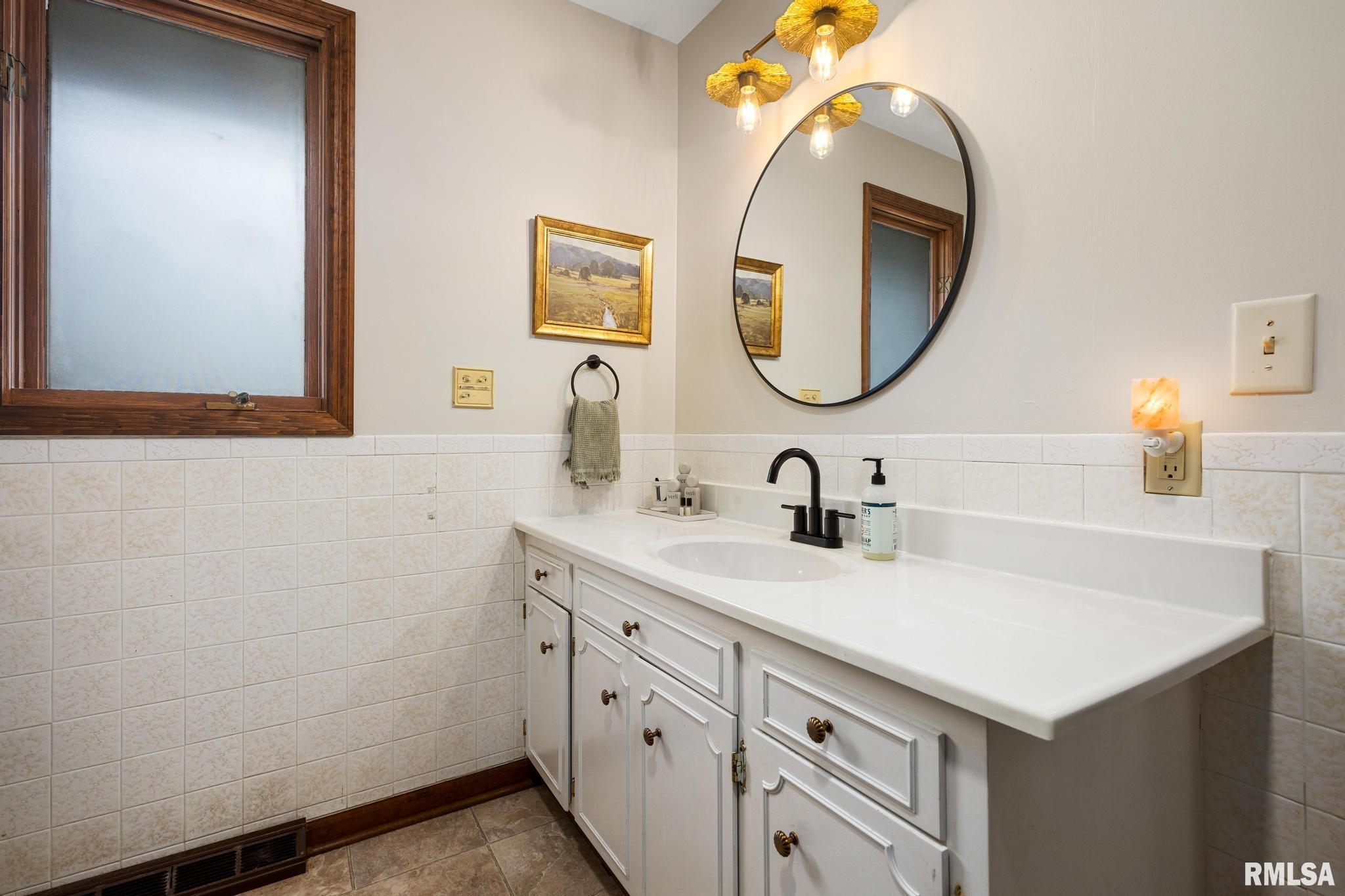 76 Hickory Ridge Court Morton, IL 61550 - Photo 36 of 64