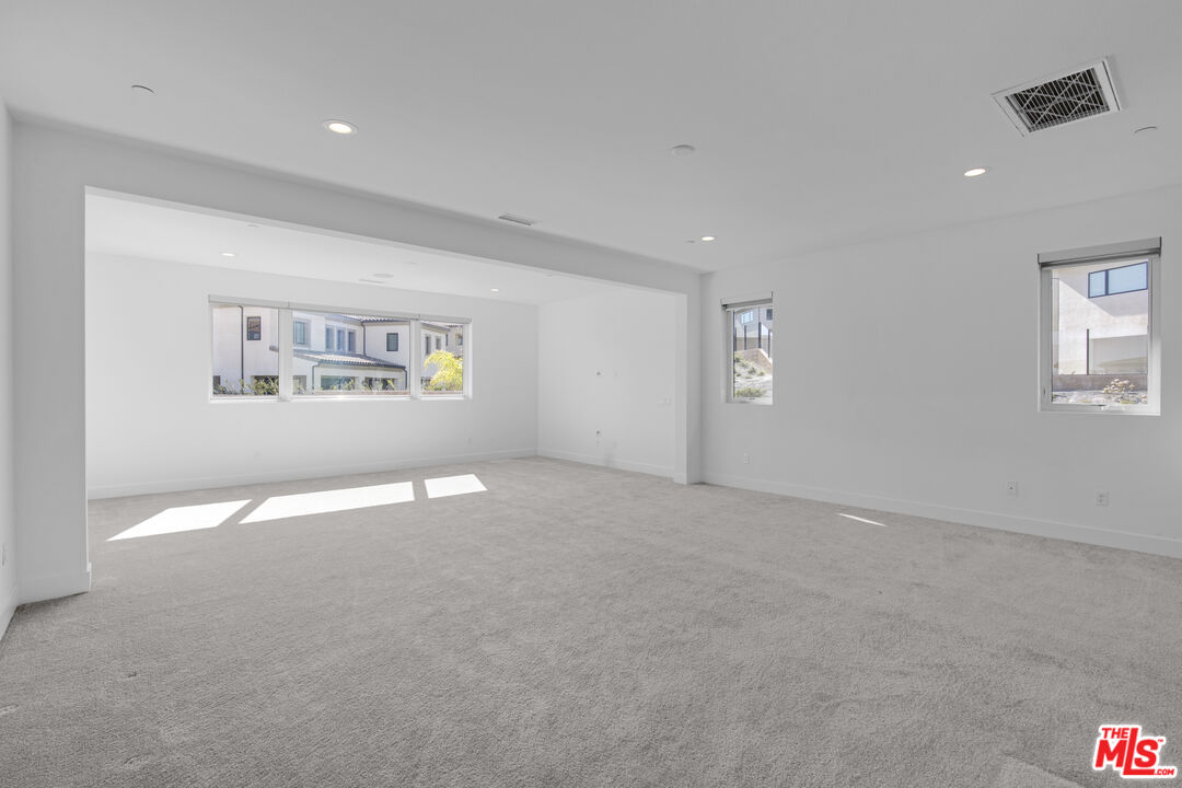 20056 Mersey Lane Porter Ranch, CA 91326 - Photo 25 of 63