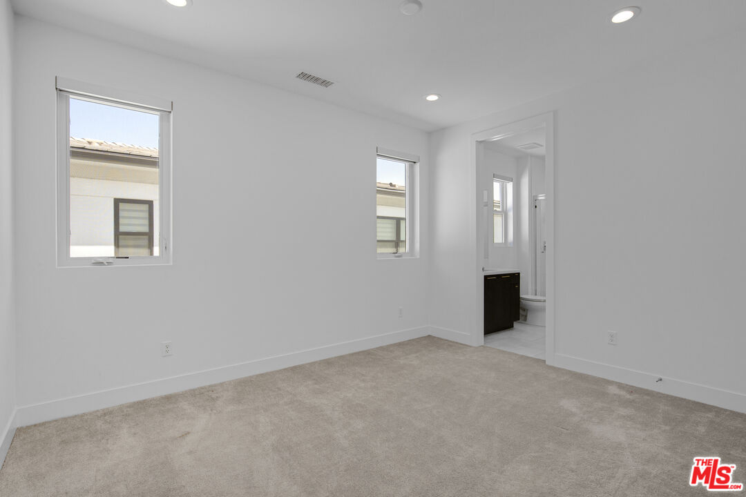 20056 Mersey Lane Porter Ranch, CA 91326 - Photo 38 of 63