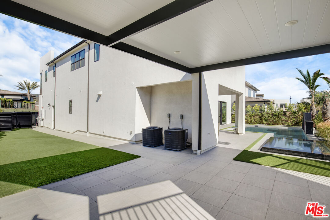 20056 Mersey Lane Porter Ranch, CA 91326 - Photo 47 of 63