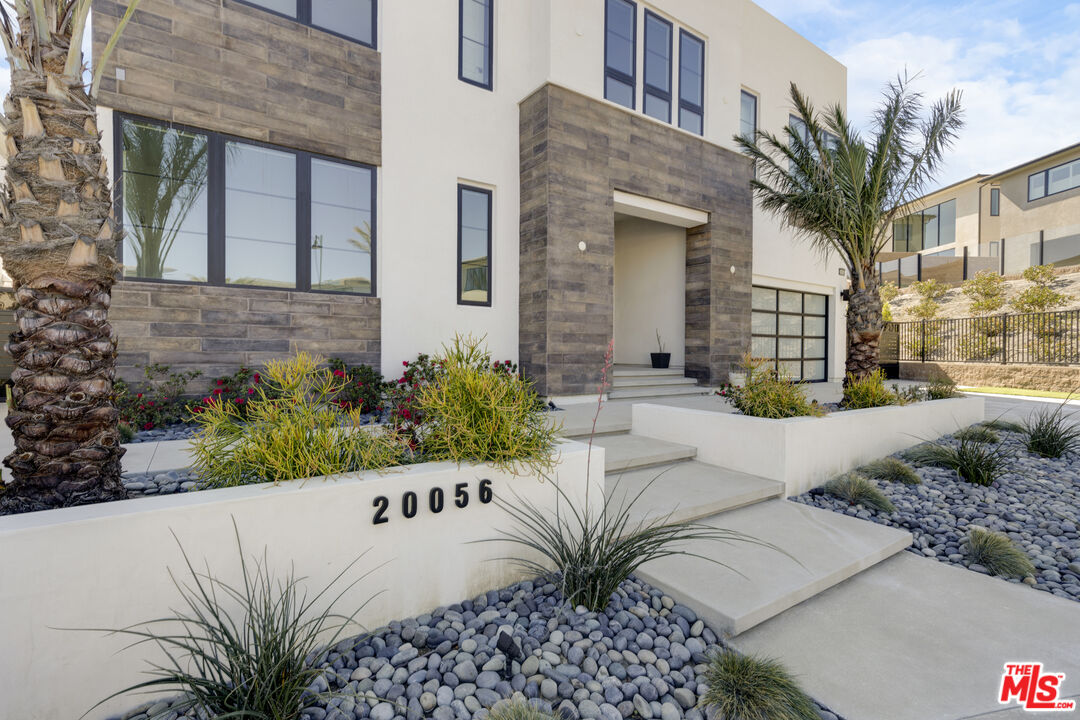 20056 Mersey Lane Porter Ranch, CA 91326 - Photo 53 of 63