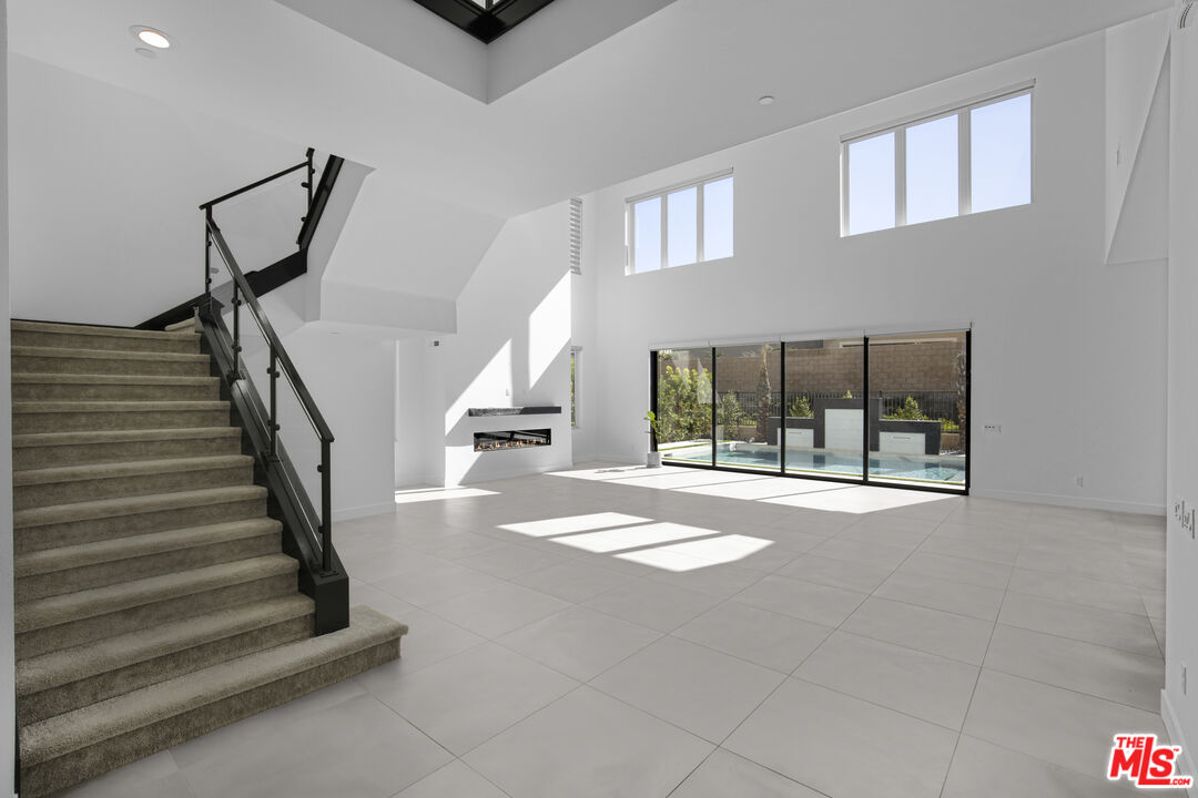 20056 Mersey Lane Porter Ranch, CA 91326 - Photo 8 of 63