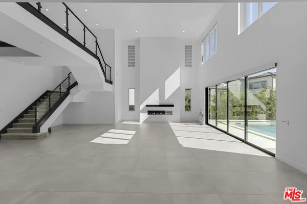 $3,195,000 | 20056 Mersey Lane, Porter Ranch, CA 91326