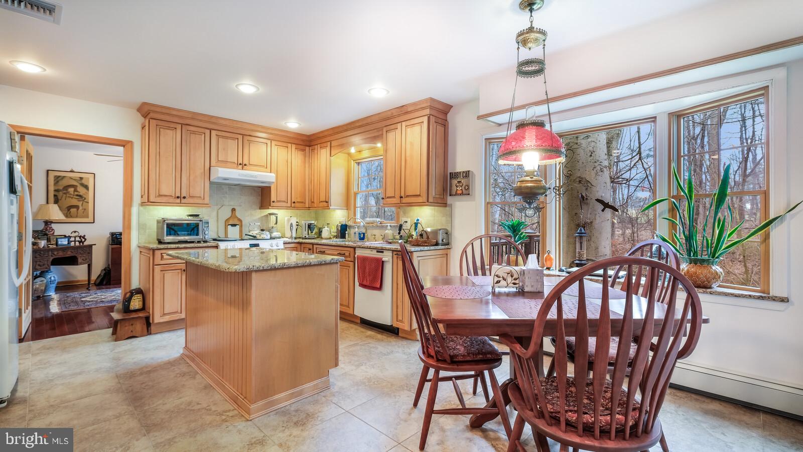 17 Rohiwee Road Ivyland, PA 18974 - Photo 14 of 43