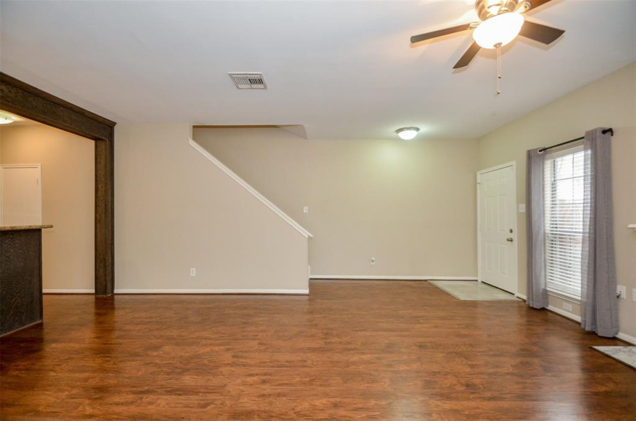 8075 El Mundo Street, Unit 8075 Houston, TX 77054 - Photo 6 of 21