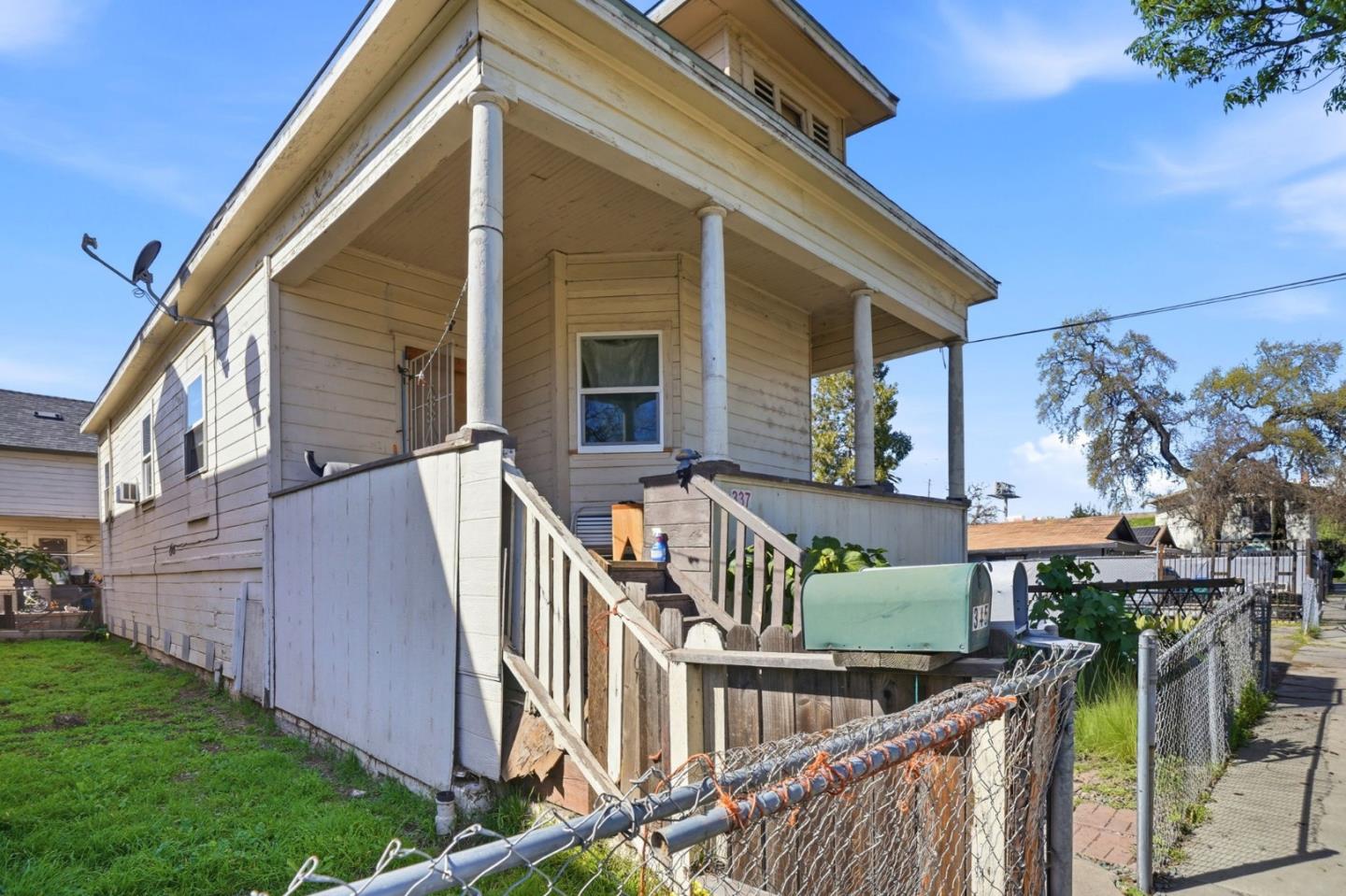 345 South Pilgrim Street Stockton, CA 95205 - Photo 22 of 27 a view of house with outdoor space and deck
