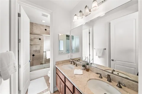 $3,150,000 | 116 11th Street, Huntington Beach, CA 92648