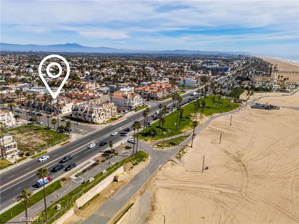 $3,145,000 | 116 11th Street, Huntington Beach, CA 92648