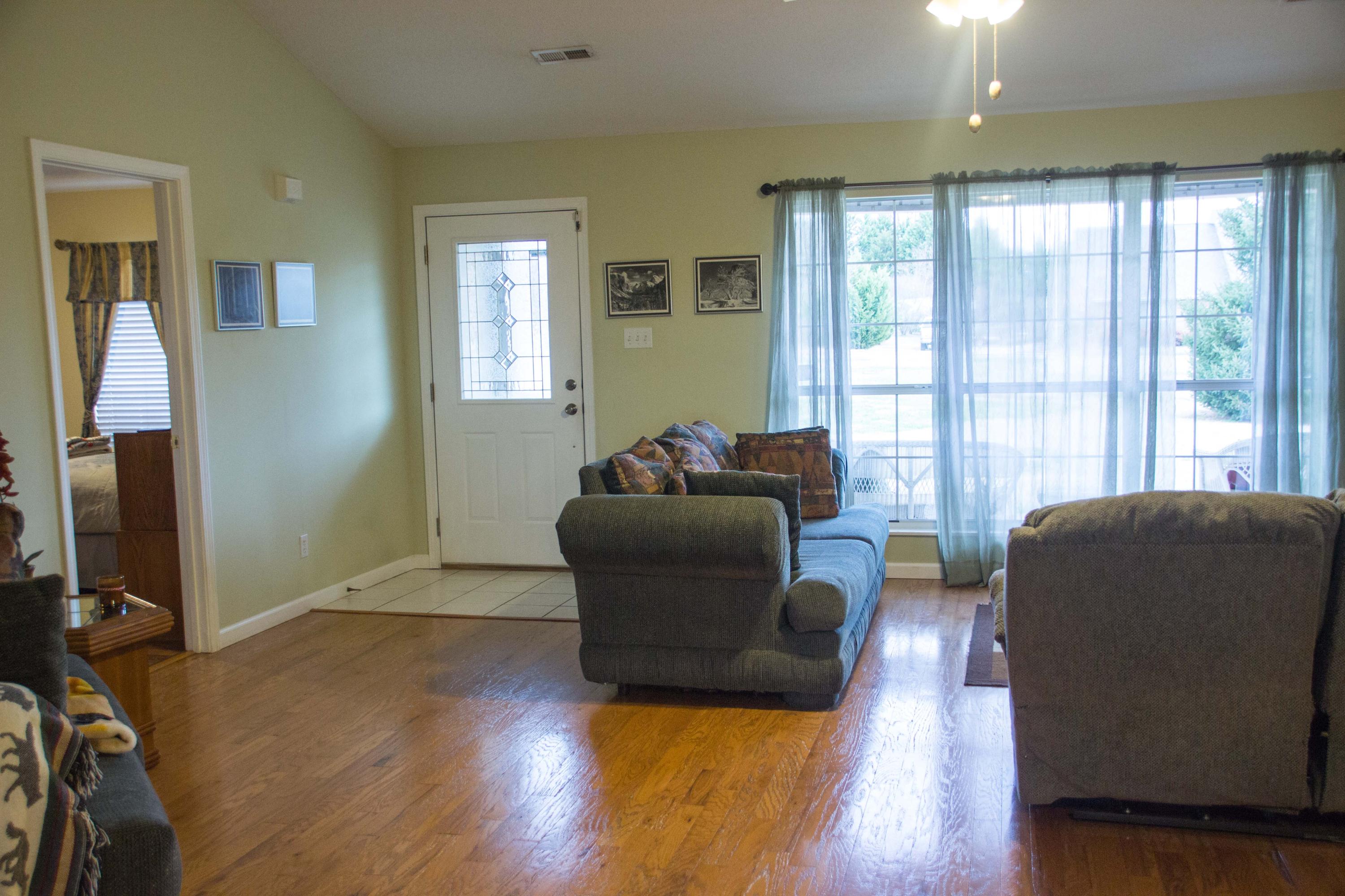 5529 West J Riley Road Greenback, TN 37742 - Photo 5 of 37 6