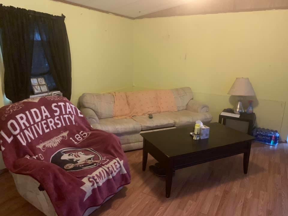 119 East Picasso Road DeFuniak Springs, FL 32433 - Photo 4 of 16 107865259_10220323590617050_228759578828