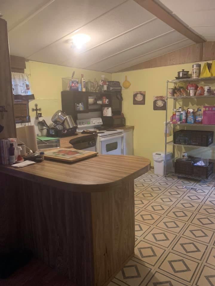 119 East Picasso Road DeFuniak Springs, FL 32433 - Photo 6 of 16 108559957_10220323591137063_121694520046